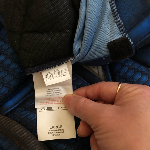 Marvel Captain America Boy Halloween Costume Size 10-12 - Picture 7 of 8